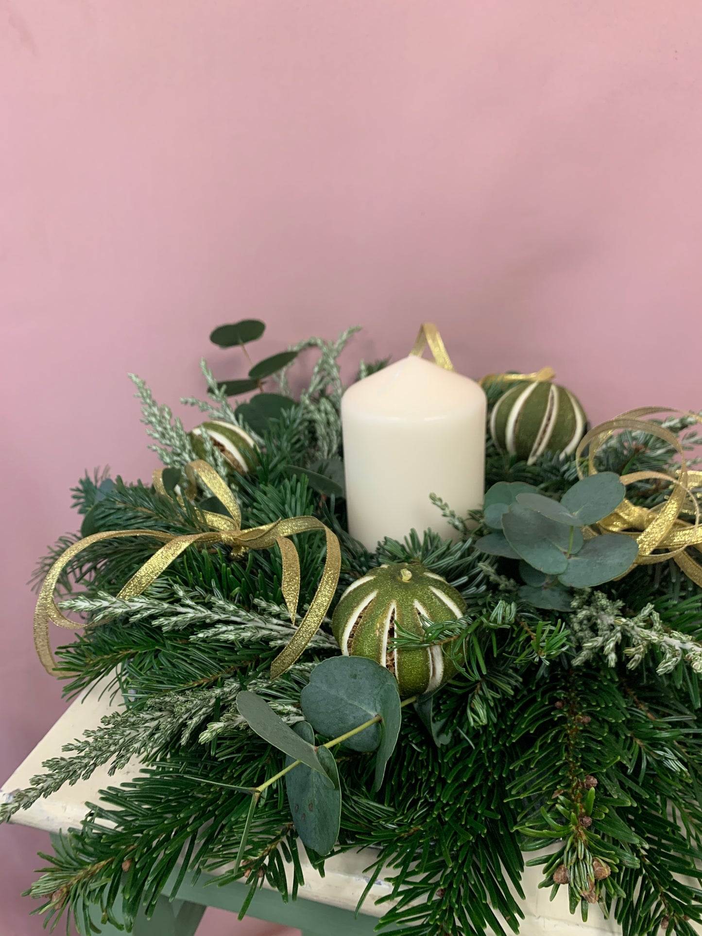 Round Festive Centrepiece